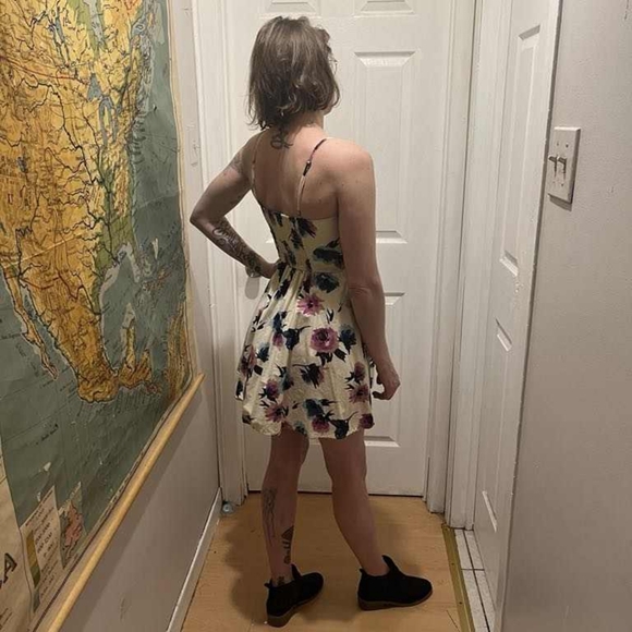 Forever 21 summer dress - Picture 4 of 4